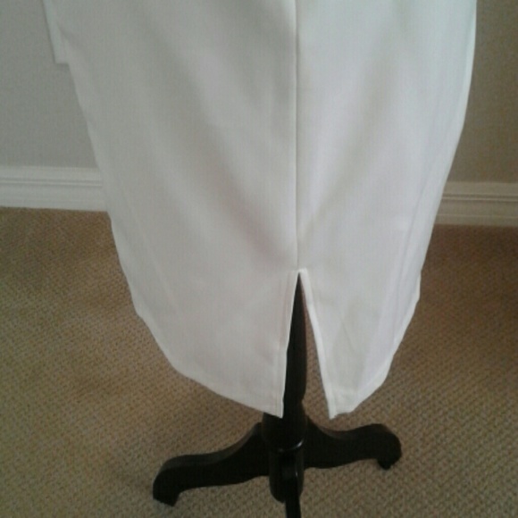 CREAM SKIRT NEW WITH TAG SIZE SIZE M - Picture 5 of 7